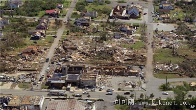 南部县人口_菲律宾武装人员劫持40人 死亡36人(3)